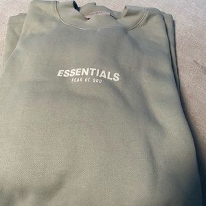 ESSENTIALS FEAR OF GOD